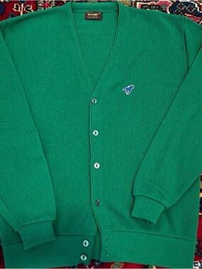 Wrangler Men's Green V-Neck Button-up Cardigan Sweater